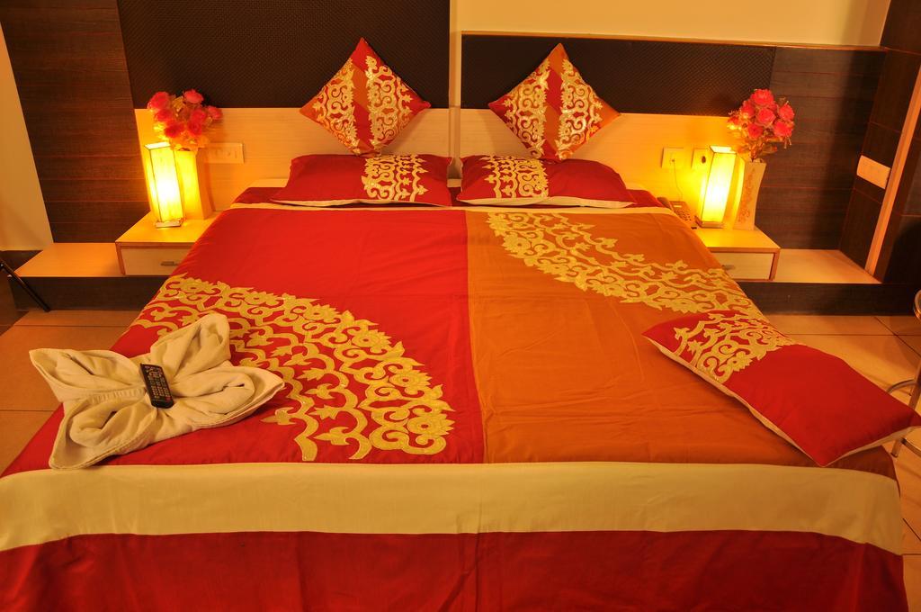 Hotel Sun Park Pondichéry Chambre photo